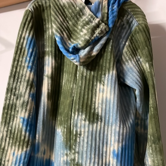 Jacket - Picture 5 of 6